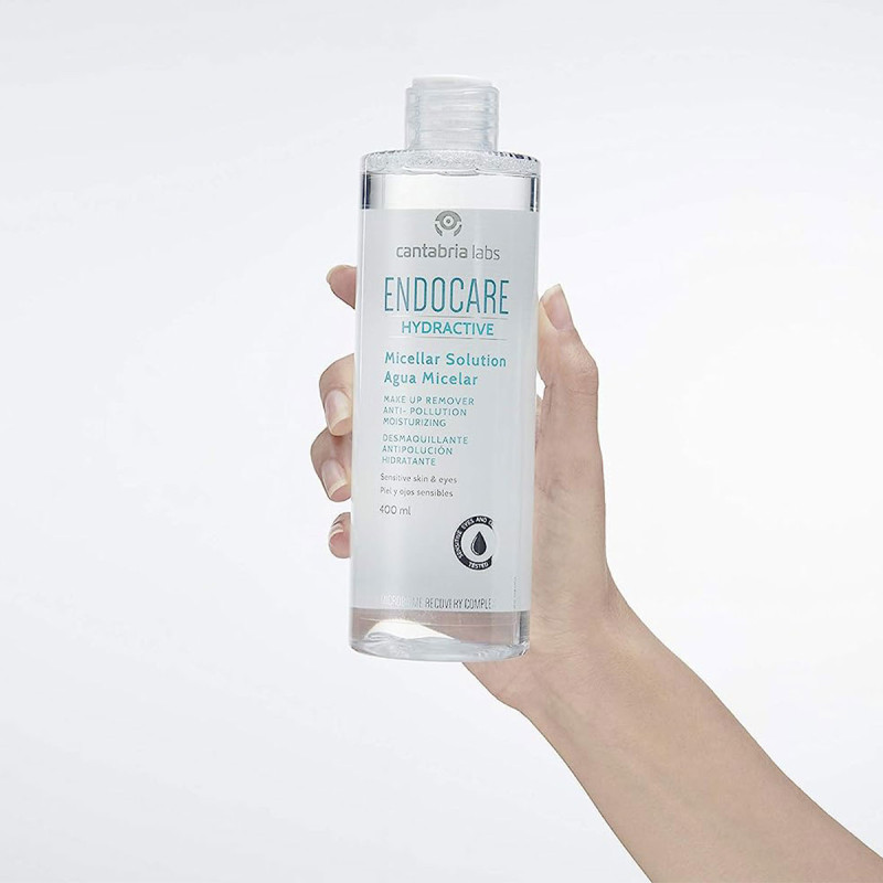 eau démaquillante